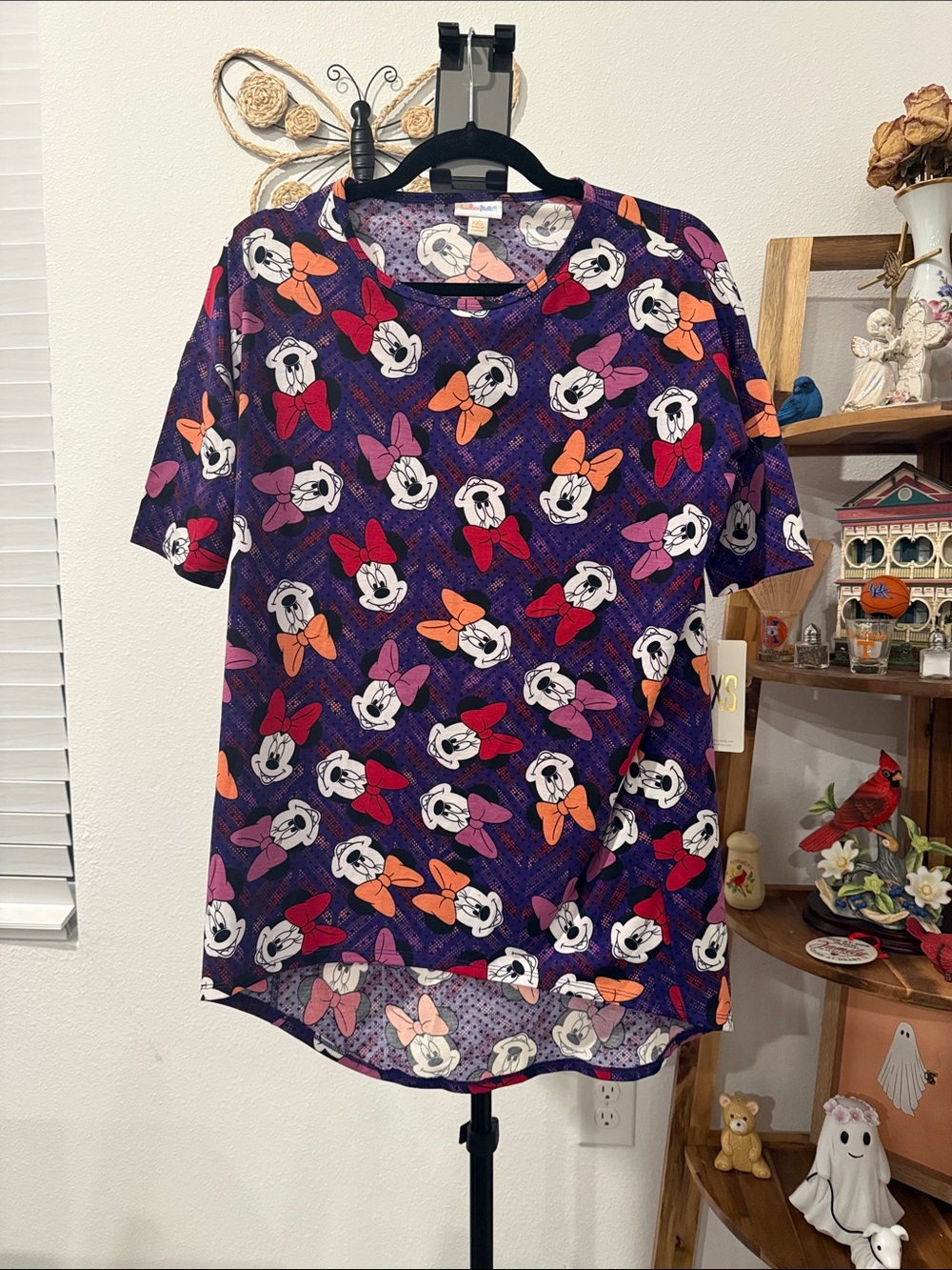 LuLaRoe Purple Minnie Mouse Bow Print Short Sleeve Top